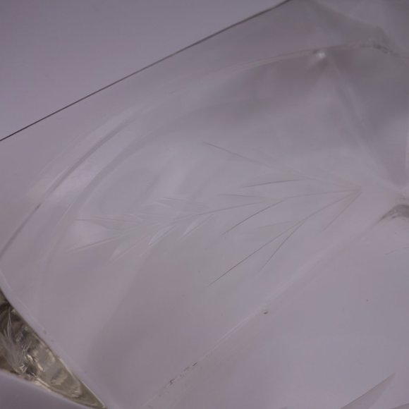 Square Glass Cigar Ash Tray with Wheat Stalk Etching Design - Picture 5 of 12